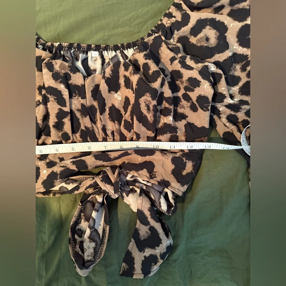 Leopard Print Elastic Crop Top Tie Back Women’s Size Small - Picture 6 of 8